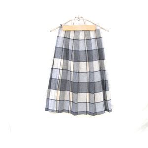 Vintage Wool Plaid Skirt, Pleated Wool Skirt, Gray Black Plaid Skirts, Size 4-6